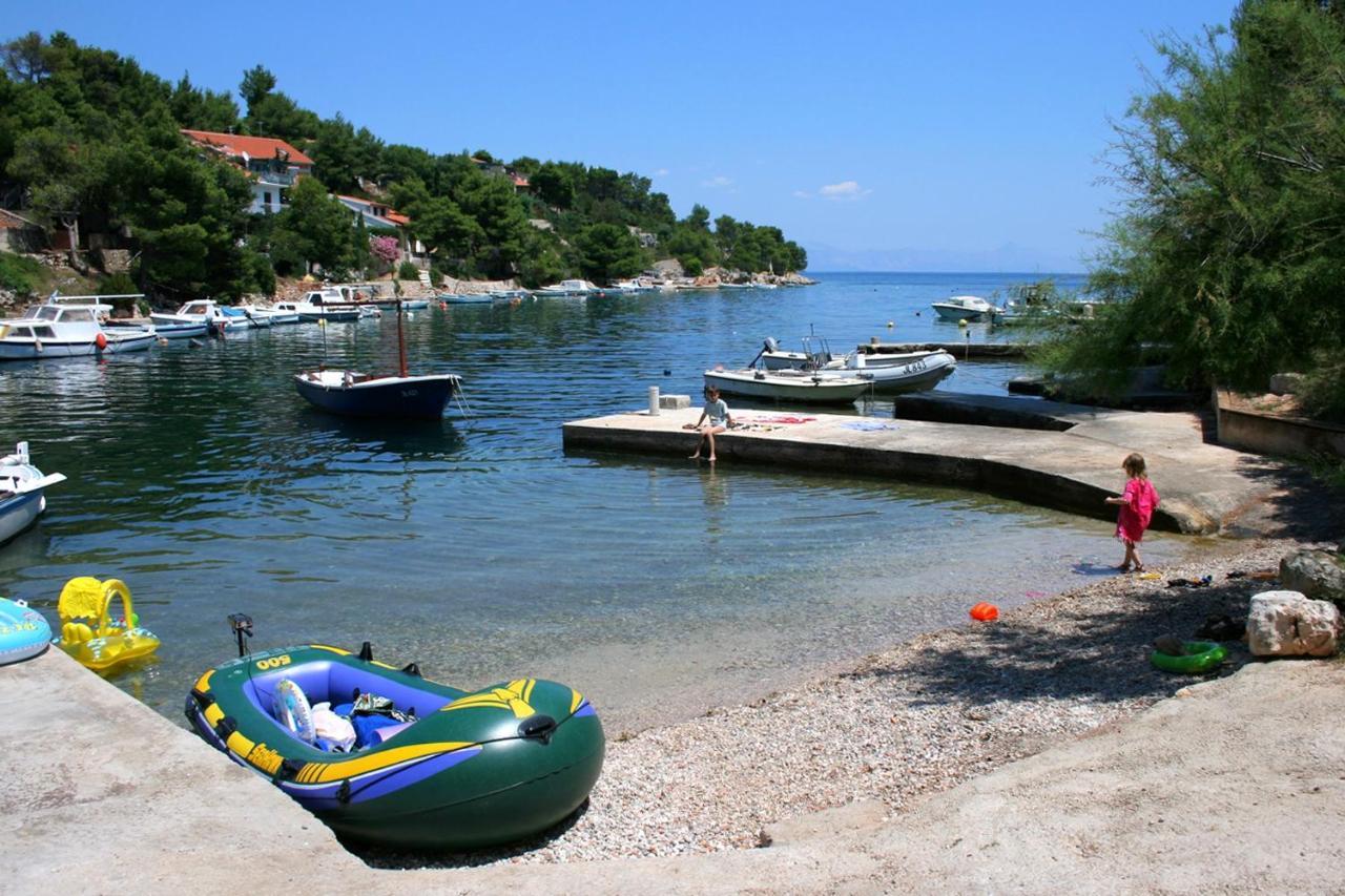 Apartments By The Sea Basina, Hvar - 116 Vrboska Eksteriør bilde