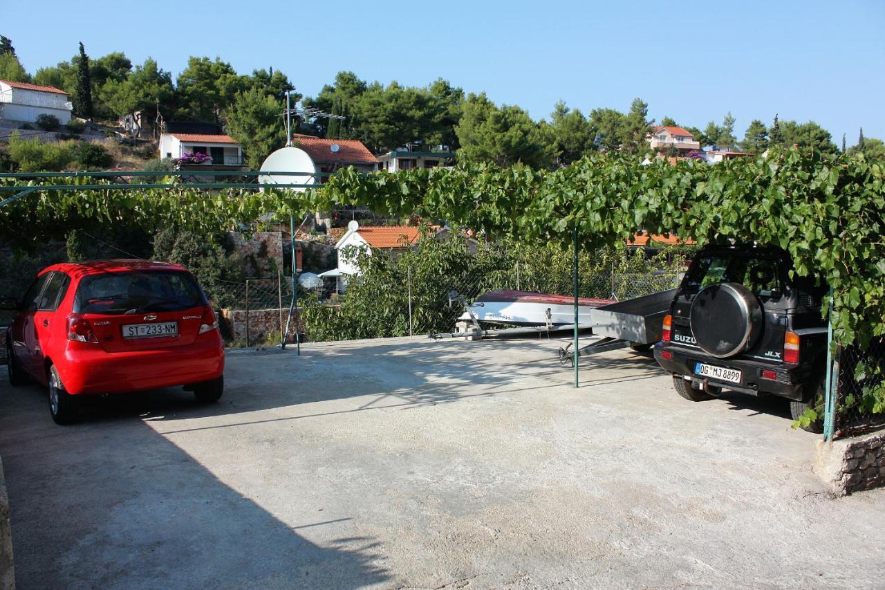 Apartments By The Sea Basina, Hvar - 116 Vrboska Eksteriør bilde